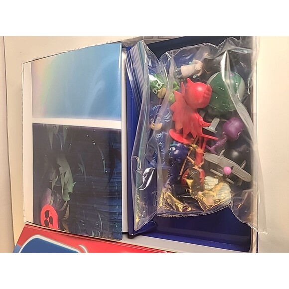 COMPLETE PJ Masks My Busy Book Figurines, And Playmat - Picture 5 of 6